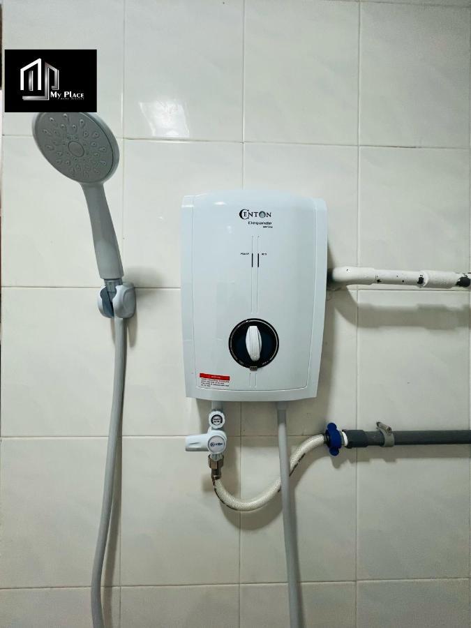 2 Storey 5Br 16Pax Semabok Taman Cheng Ho, 3 By Myplace Malacca Екстериор снимка