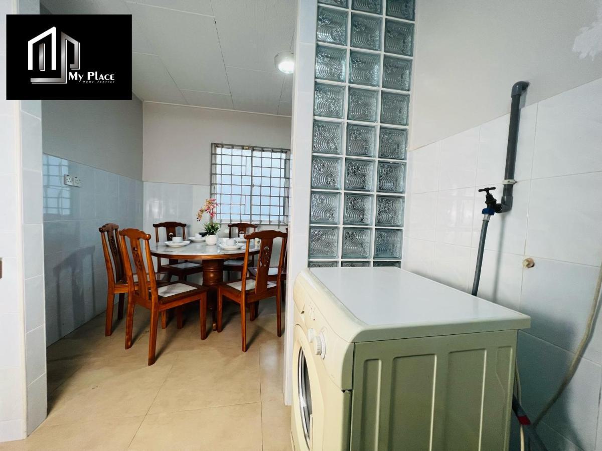2 Storey 5Br 16Pax Semabok Taman Cheng Ho, 3 By Myplace Malacca Екстериор снимка