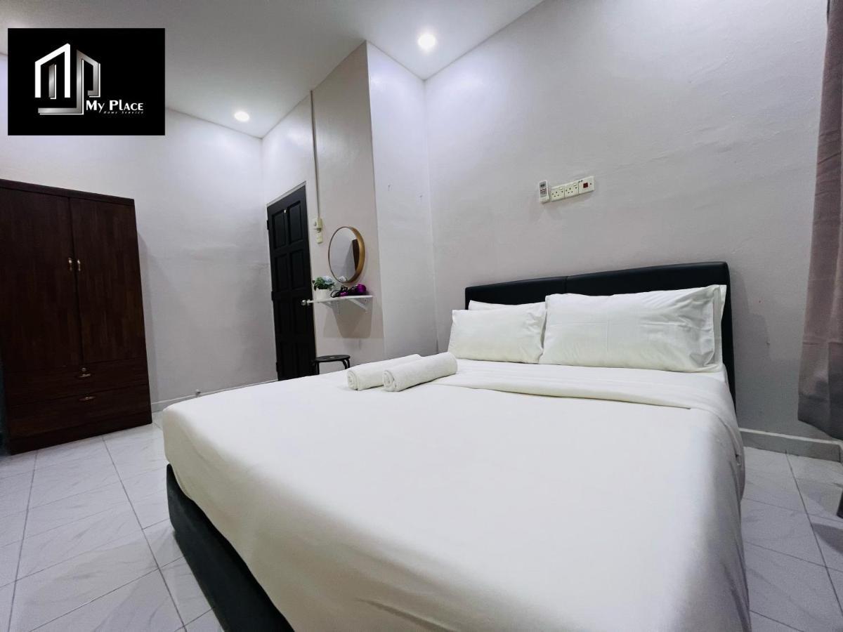 2 Storey 5Br 16Pax Semabok Taman Cheng Ho, 3 By Myplace Malacca Екстериор снимка